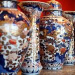 Фарфоровые вазы с полихромной росписью, стиль династии Цин (Китай).